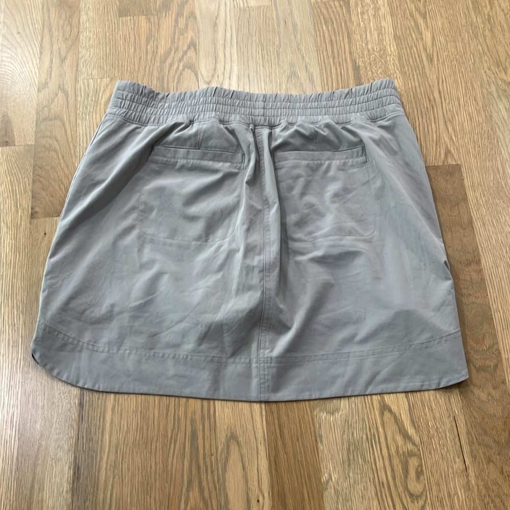 Athleta Women's Gray Golf Tennis Active Stretch Polyester Skort Shorts Skirt - Picture 2 of 8